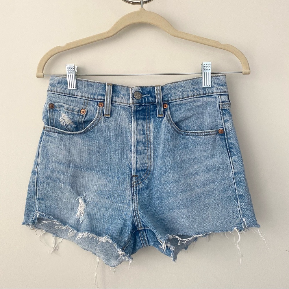 Levi’s - 501 Original High-Rise Shorts Light Wash
